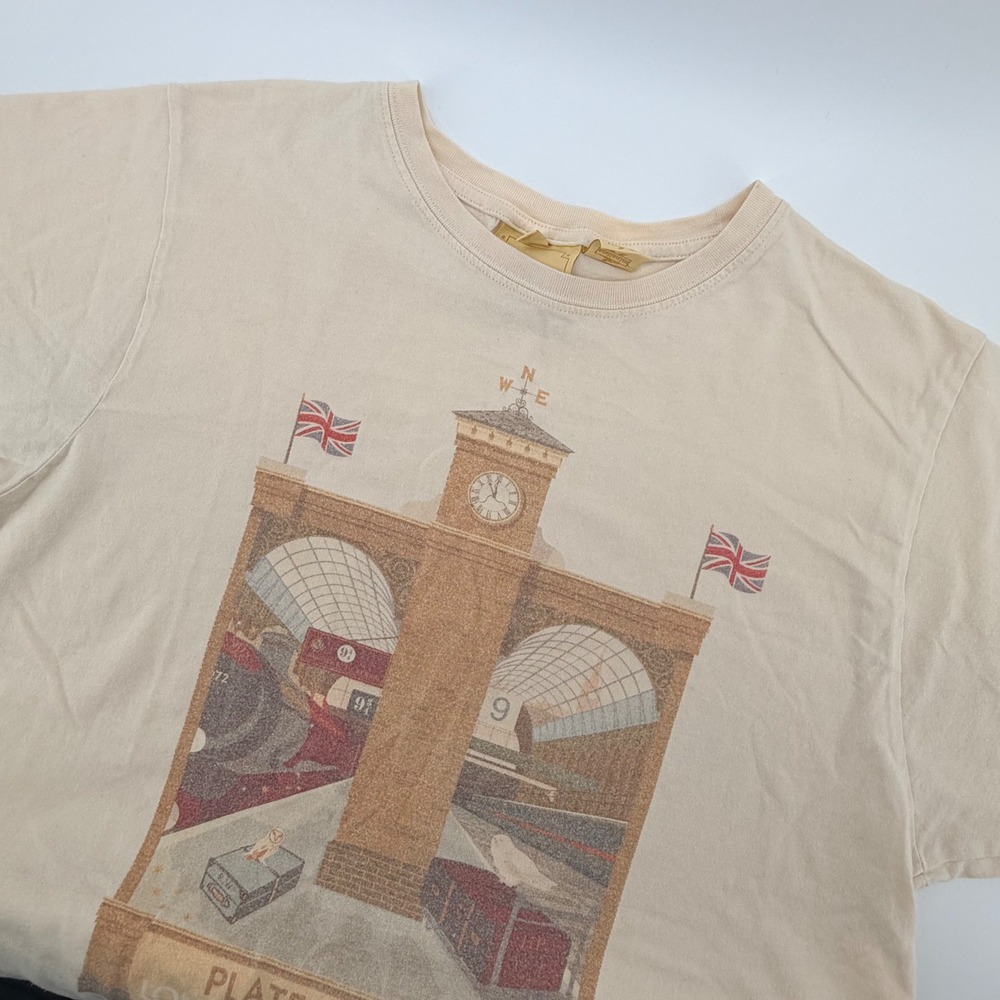 Rare Harry Potter MinaLima Platform 9 3/4 London King's‎ Cross Graphic T-Shirt L